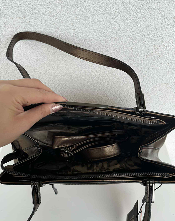 Torba sa printom na sredini