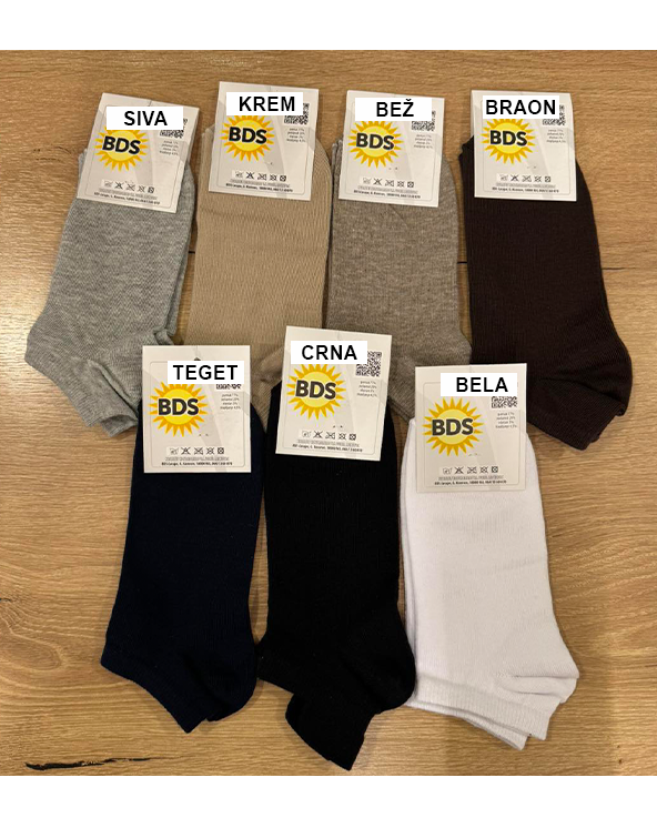 Nazuvice sive, krem, bež, braon, teget, crne i bele boje.