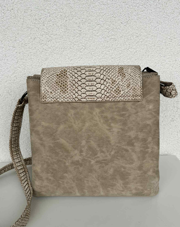 Torba sa podesivim kaisem