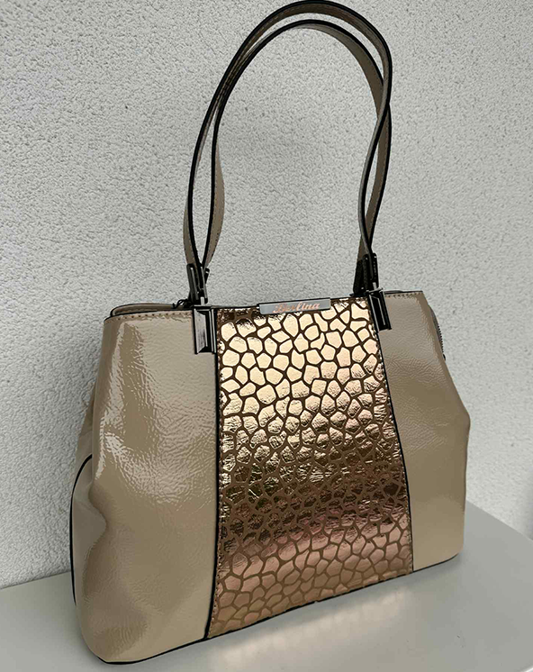 Torba sa printom na sredini